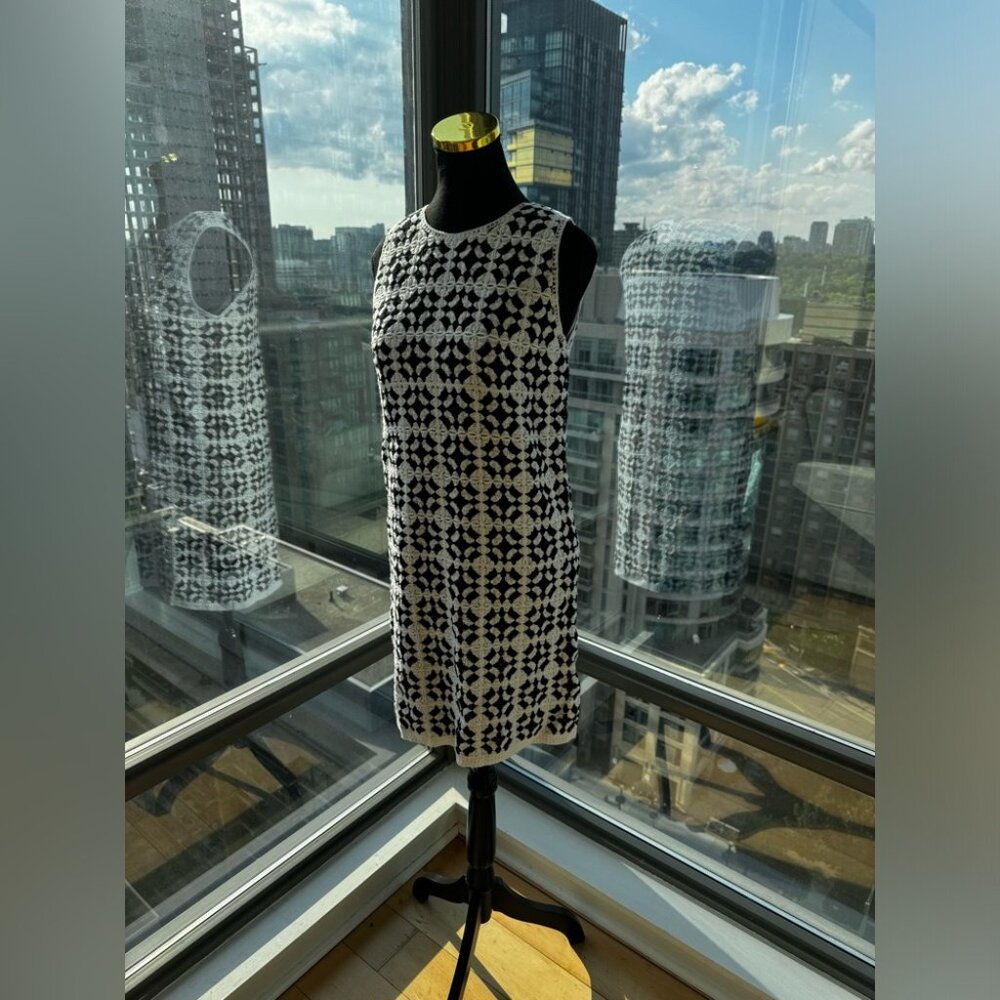 🆕 FARM Rio 🧿 NWOT Patch Crochet Black & White Monochrome Mini Dress - Size M - Picture 9 of 16